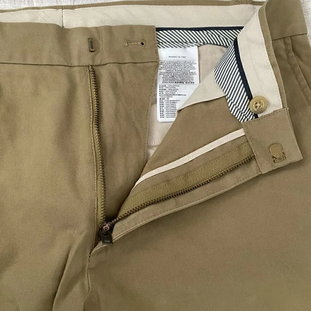 Banana republic men L/34 waist 100% cotton Aiden slim chino tan